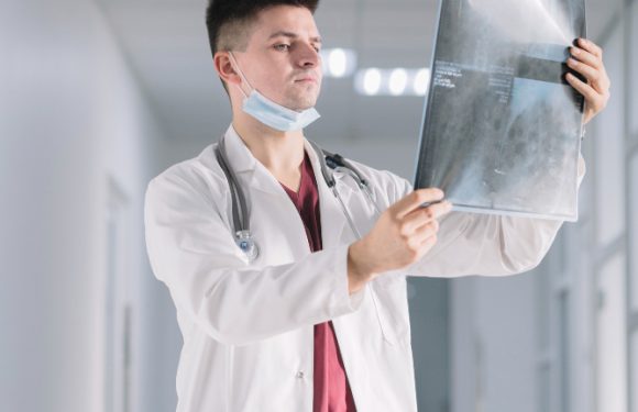 Dott. Nicola Carapella: specialista in radiologia diagnostica e interventistica