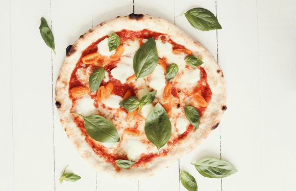 Pizza con Lievitazione 48 Ore Vicenza: Cuor di Pizza, Dove Gustare un Piatto Prelibato