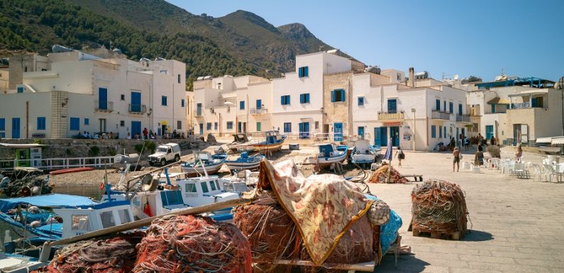 Perché Scegliere un Taxi a Favignana per Muoversi sull’Isola