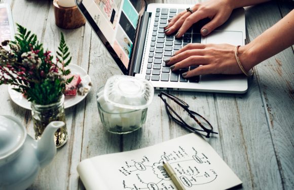 Generare Opportunità di Business: Come l’Agenzia Web di Bologna Rivoluziona la Tua Comunicazione Online e Offline
