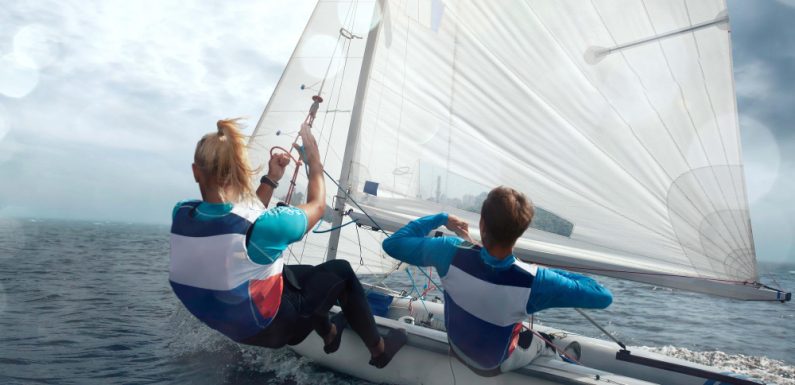 Impara a Navigare nel Cuore di Roma: Le Migliori Scuole di Vela nella Città Eterna